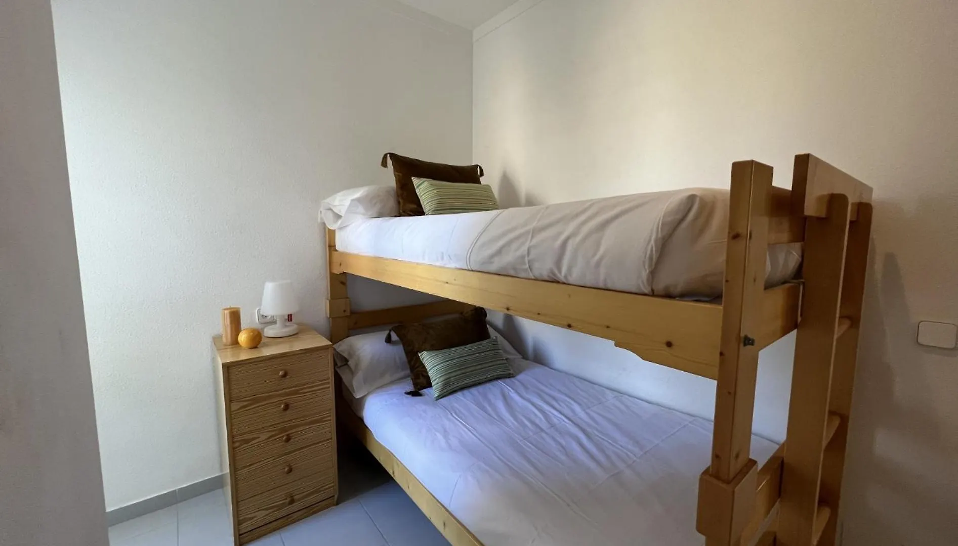 Isholidays Acron Puerto Pollensa 0*, 波连萨港